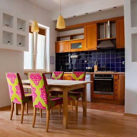 Apartment Ten Варшава Екстер'єр фото